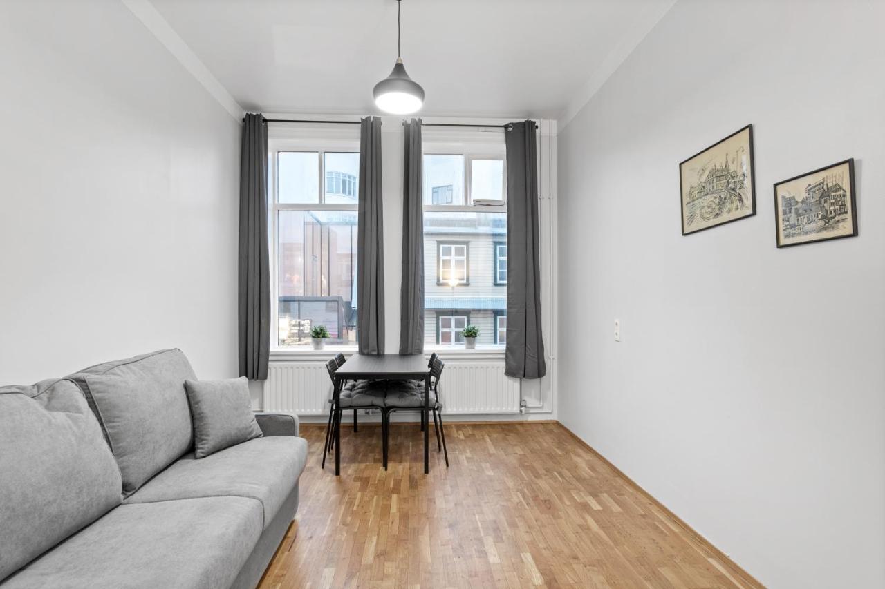 Sunny Central Reykjavik Apartment Ngoại thất bức ảnh